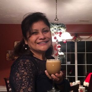 Meet your Posher, Gloria